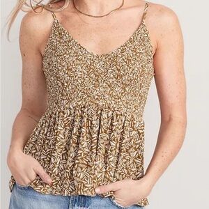 NWT! Old Navy Mesh Printed V-Neck Smocked Peplum Ruffle Swing Tank Top XXL
